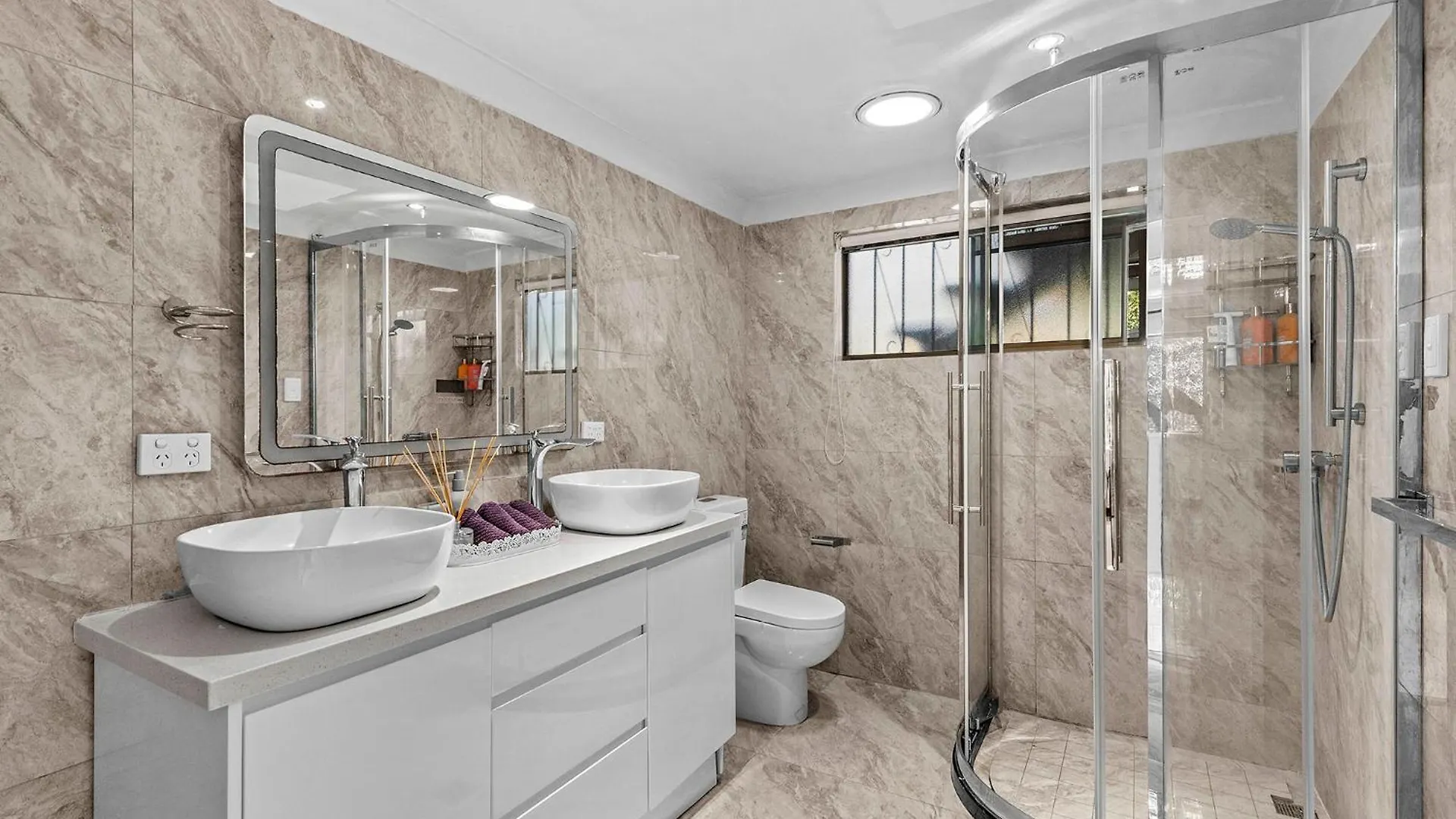 Luxury Living 2B2B In Southern Brisbane Parking Prázdninový dům